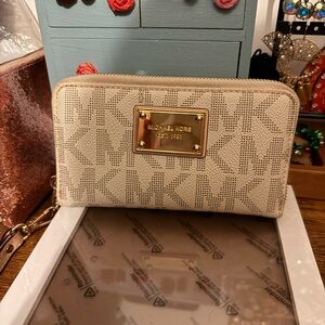Michael Kors Monogram Beige Wallet